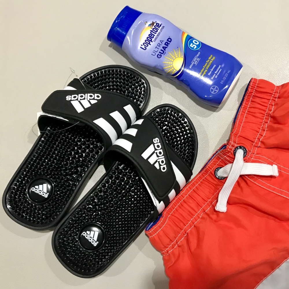 Adidas Adissage K sandals Size 4 - Picture 7 of 8